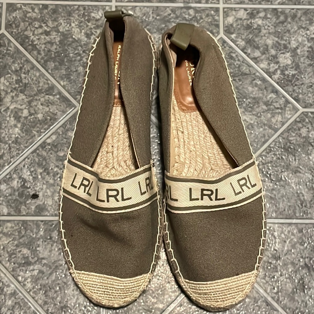 Designer army green Lauren Ralph Lauren flat